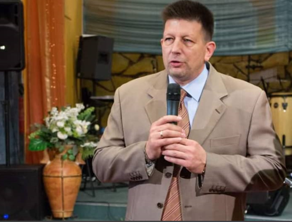 Bishop Tamas Porubek